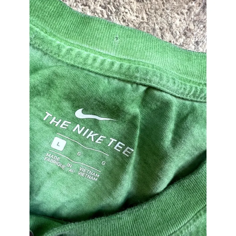 Nike Short Sleeve Green Crew T-Shirt, Men's size L